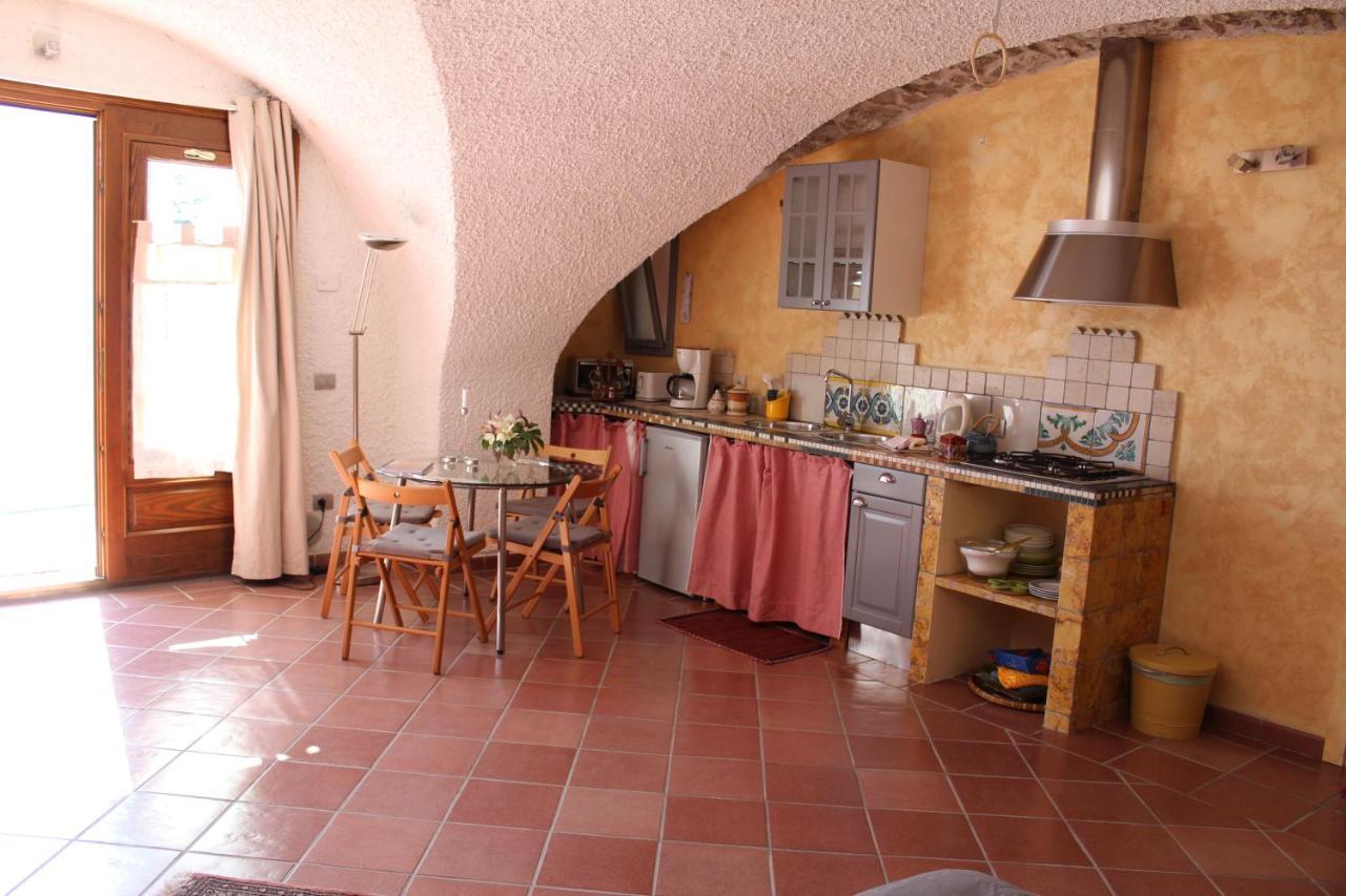 Casa Vacanze Regina Del Lago Tremosine Eksteriør billede