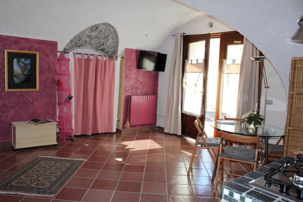 Casa Vacanze Regina Del Lago Tremosine Eksteriør billede